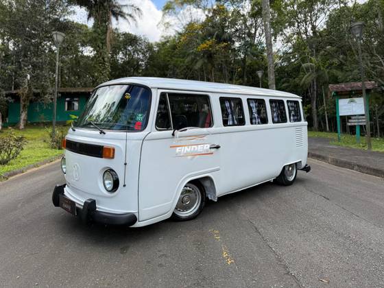 VOLKSWAGEN KOMBI 1.6 MI STD 8V GASOLINA 3P MANUAL VOLKSWAGEN KOMBI 1.6 MI STD 8V GASOLINA 3P MANUAL